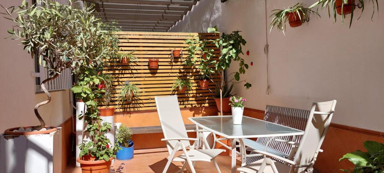 Apartment Macarena Centro Parking Gratis Espectacular, Comoda *